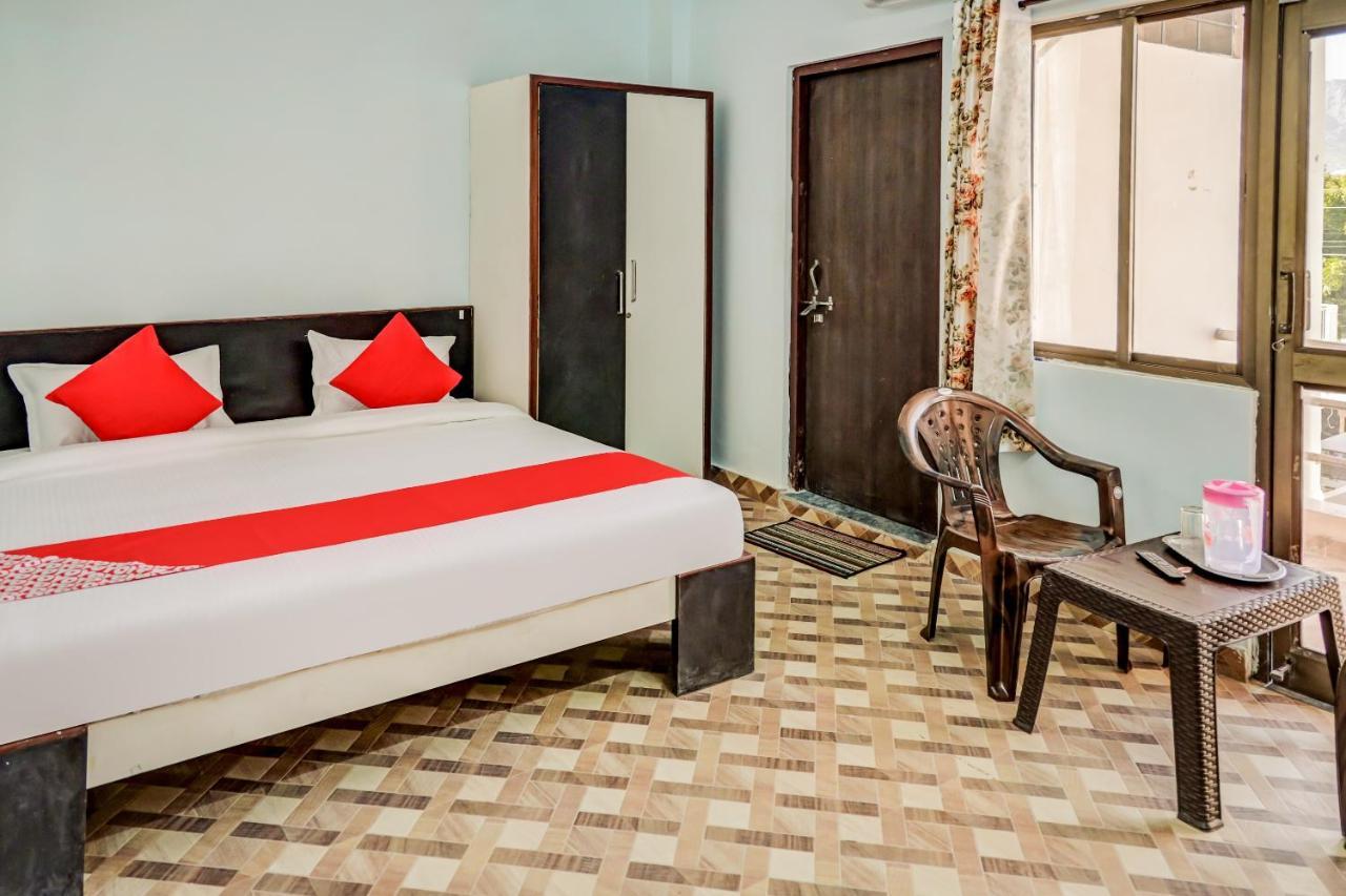 Oyo 67335 Hotel Madhuban Аджмер Екстериор снимка